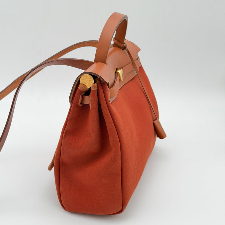 Hermes Herbag 31 ZIP Toile Vache Canvas Bi - Color Etrusque / Rot  Naturleder Hardware Gold