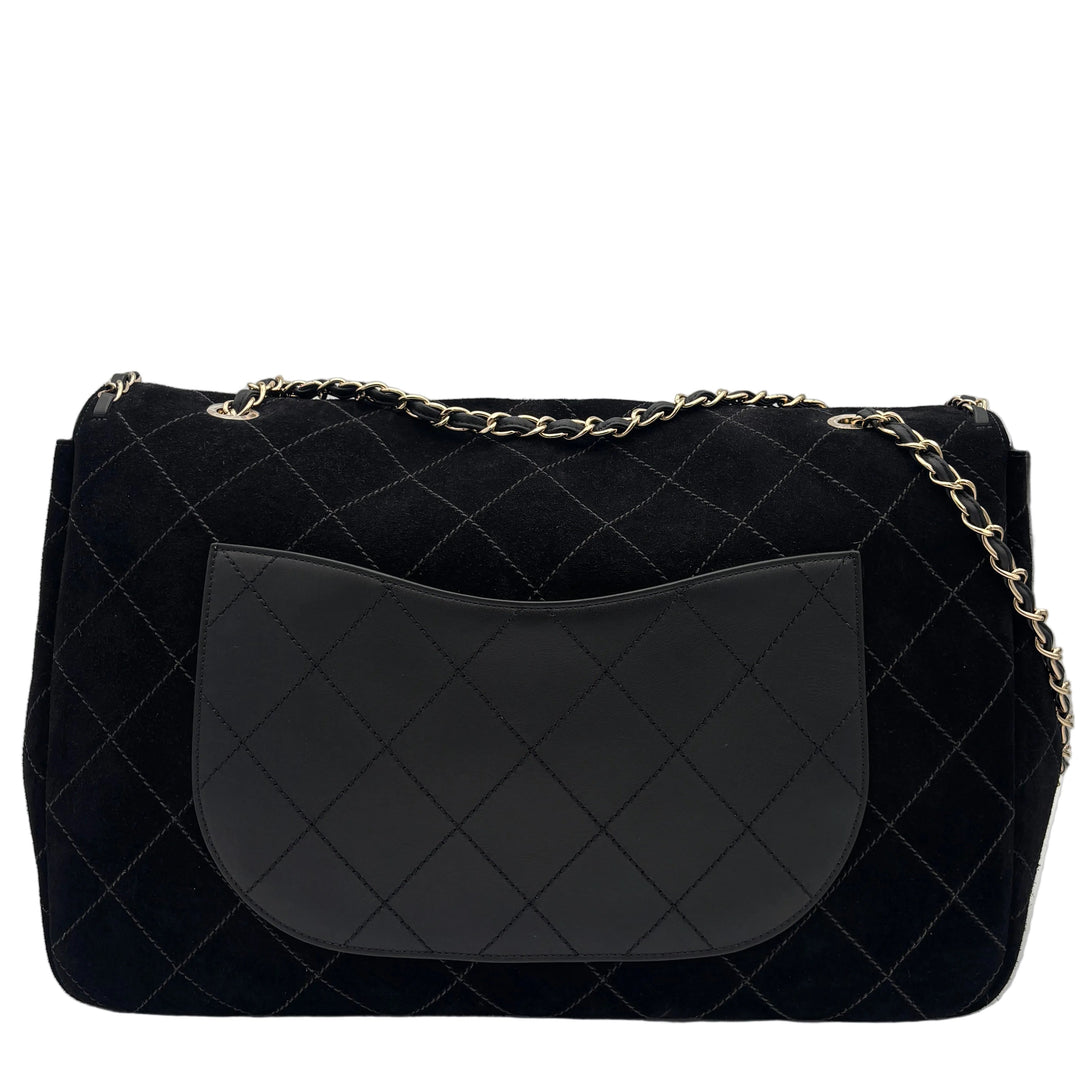 Chanel x Pharrell Williams
Timeless Flap Bag XXL Wildleder Schwarz
Eisgold