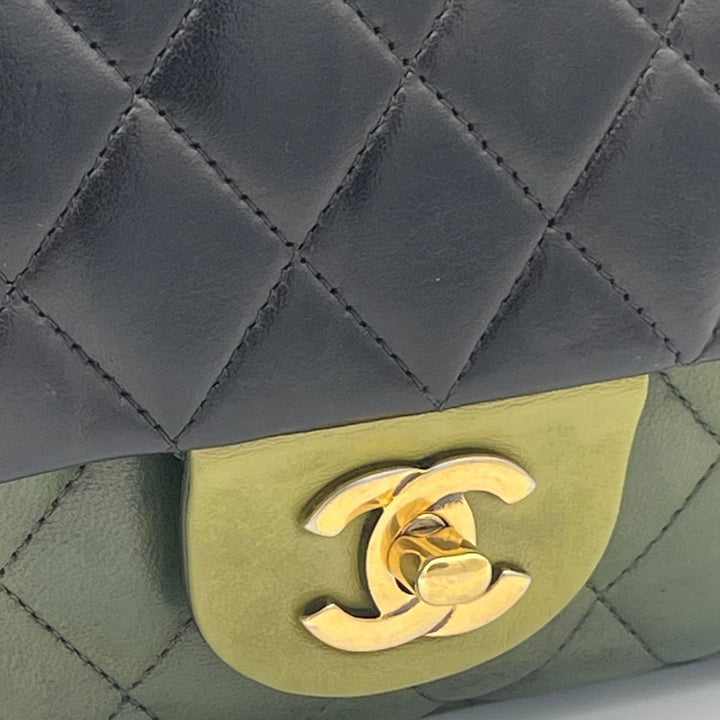 Chanel Timeless Double Flap 11.12 Tricolor Grün Braun Hardware Gold eloxiert
