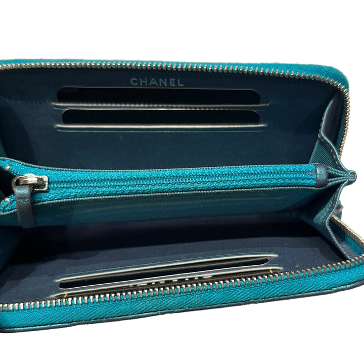 Chanel Geldbörse Zip Timeless Metallic Blau Hardware Silber