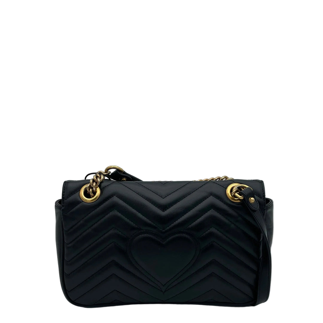 Gucci Tasche Marmont Medium Leder Schwarz mit GG Logoschließe Gold Kettenschultergurt