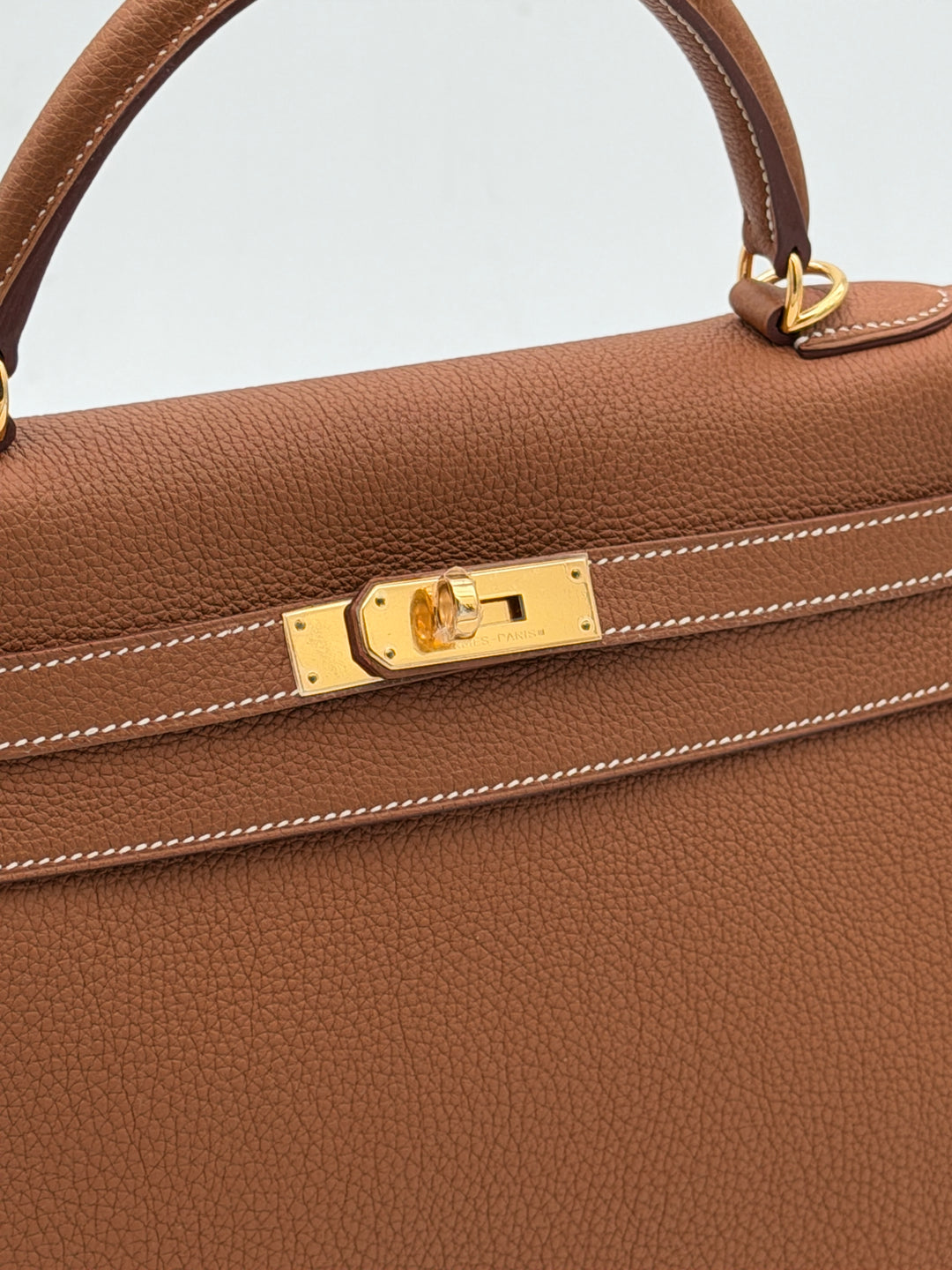 Hermes Kelly 32 Retourne
Togo Leder Gold HW Gold R=2014