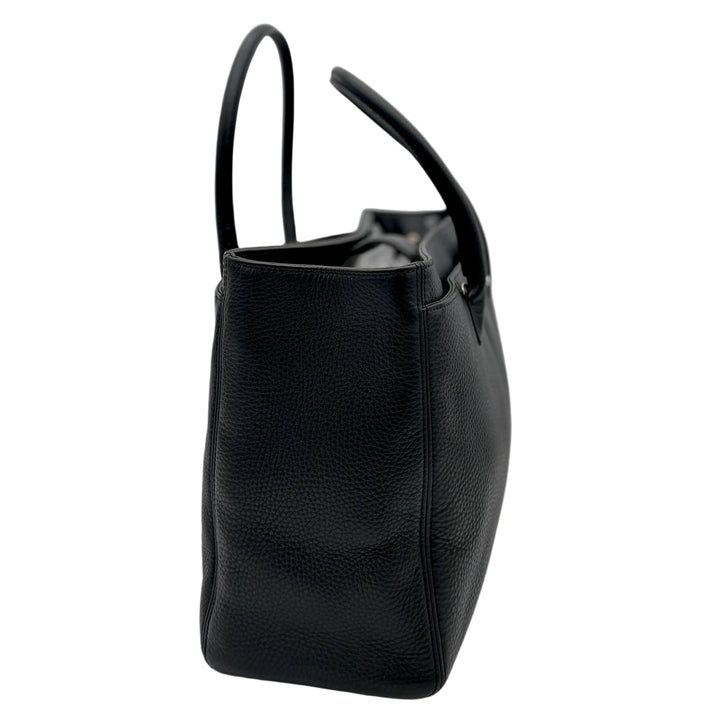 Chanel Shopper Leder Schwarz
Logo Schließe Silber
ID = 2014