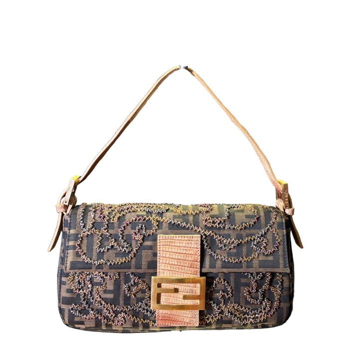 Fendi Bagutte Tasche Canvas Monogram bestickt Leder Details Varan