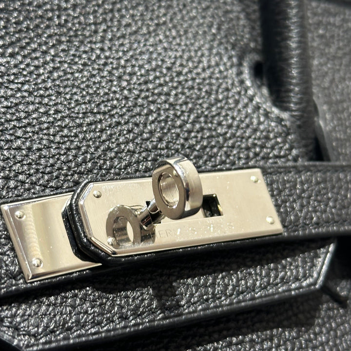 Hermes Birkin 30 Togo Leder 
Schwarz Hardware Palladium