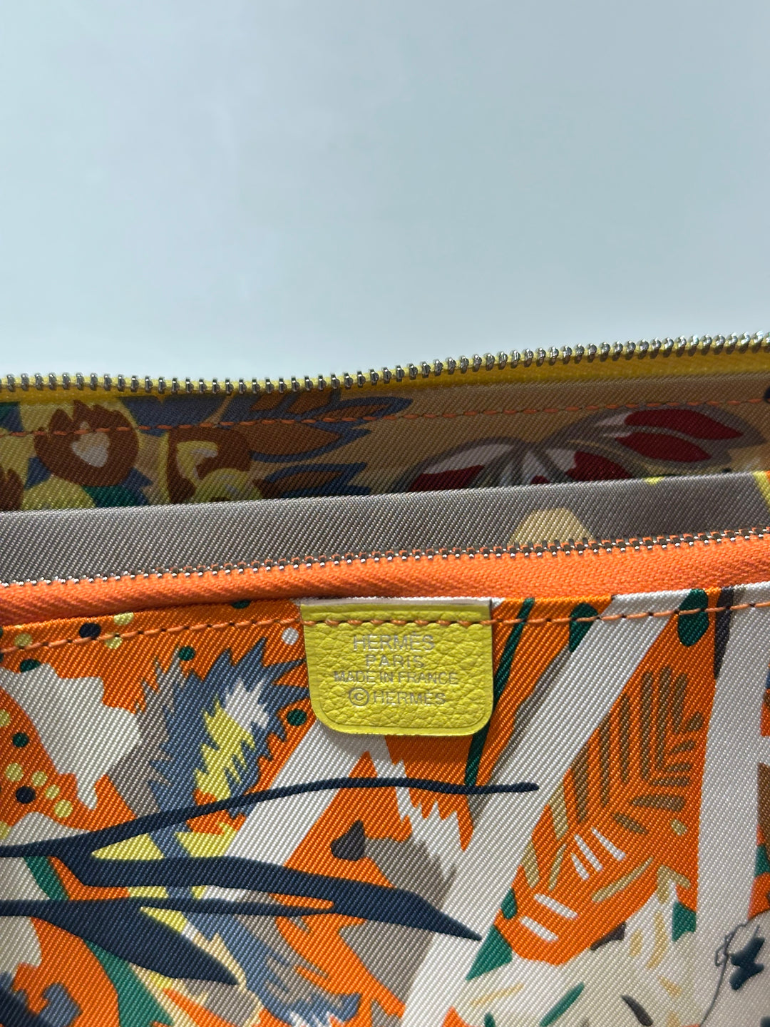 Hermes Brieftasche Silk'in Classique Lime Evercolor / Barenia Leder Innen Seide bedruckt