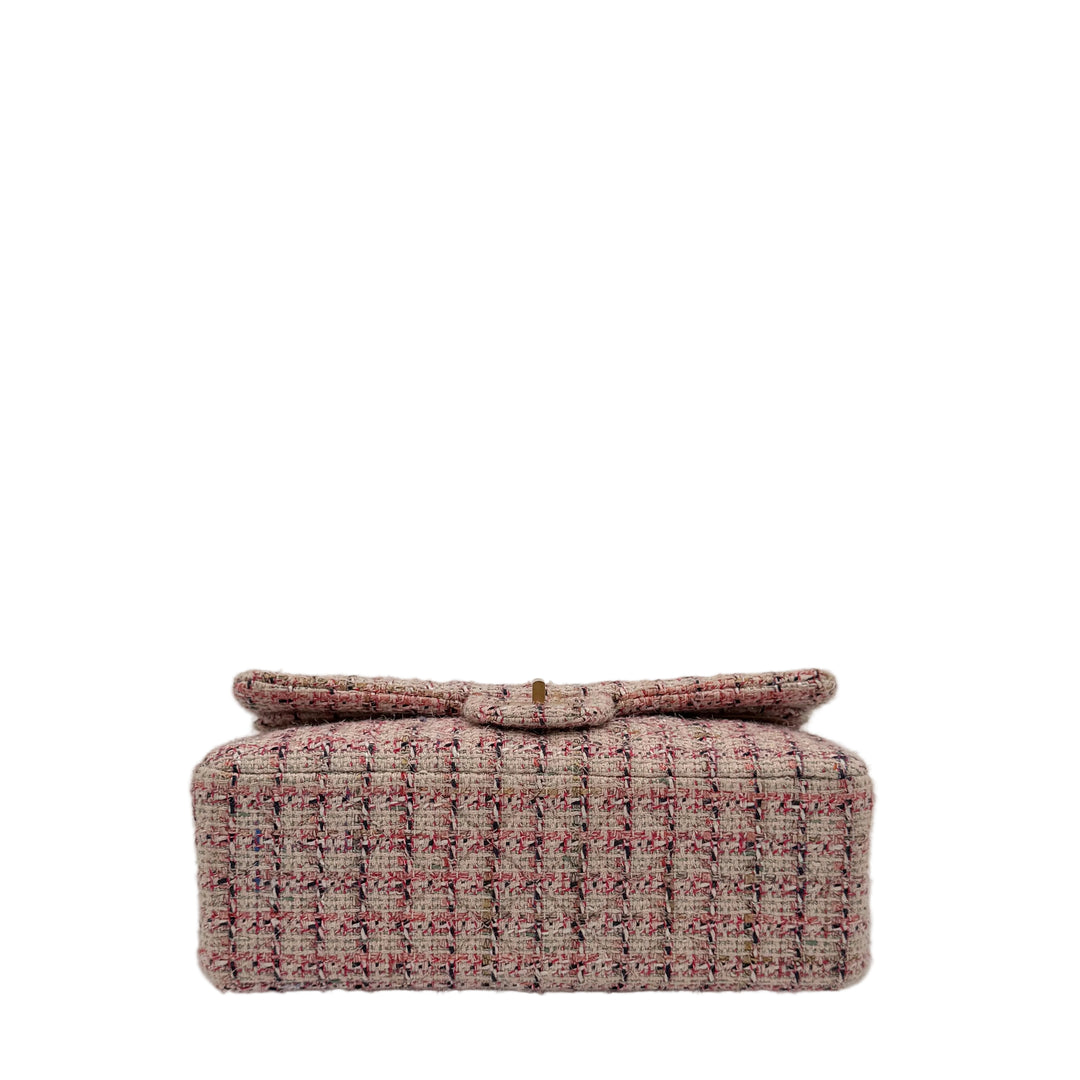 Chanel Tasche 2.55 Medium Tweed
Stone Beige Blau Pink Hardware Gold
ID = 2020
