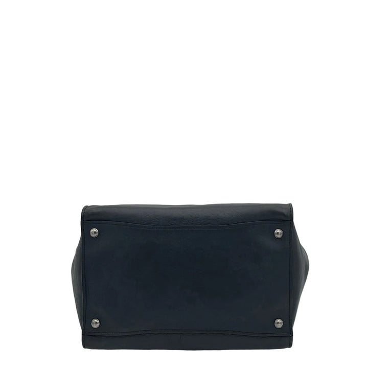 Prada Tasche Glace Twin Pocket
Tote Kalbleder Anthrazit
Prada Logo Hardware Silber mit Schultergurt