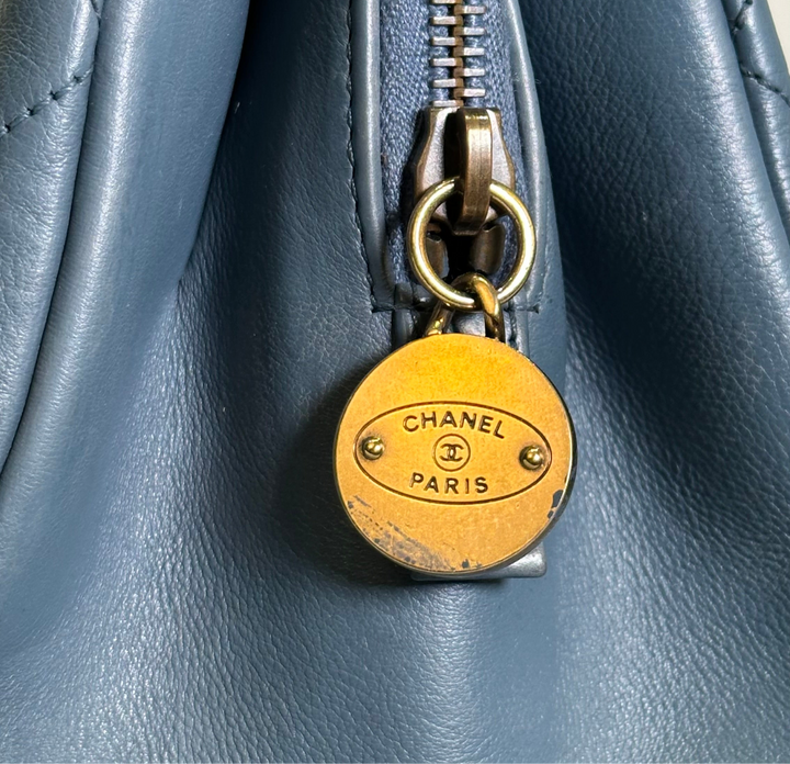 Chanel Tasche Shopping Tote Nappa Leder Blau Hardware Gold