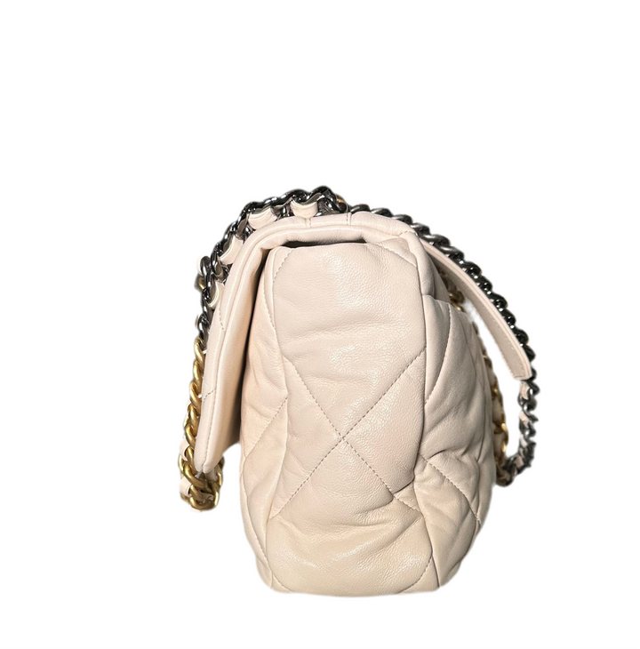 Chanel Tasche 19 Leder Beige Hardware Silber Gold