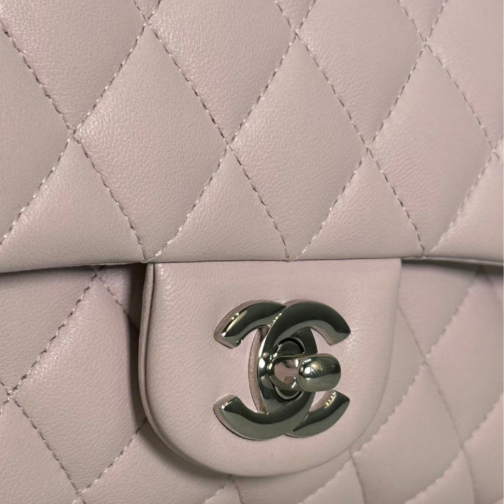 Chanel Tasche Timeless Medium 11.12 Nappaleder Zartrosa Gesteppt Hardware Silber