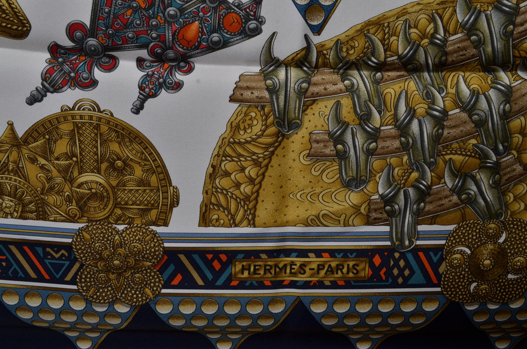 Hermes Carre Seidentuch Silk Seide Soie L Or des Chefs