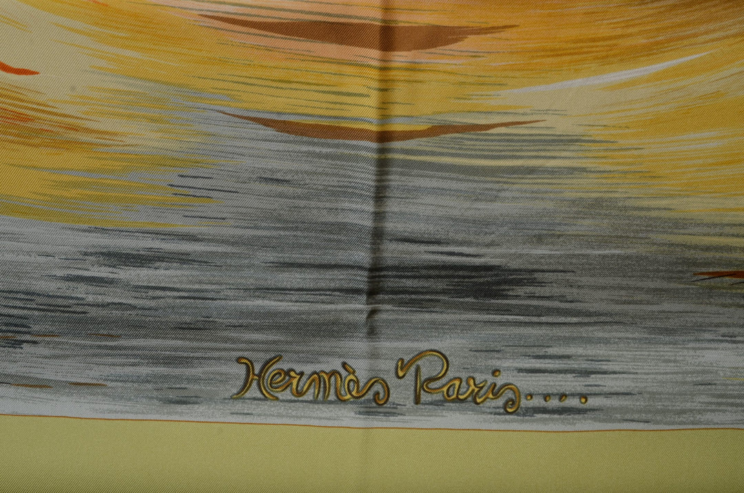 Hermes Carre Seidentuch Silk Seide Soie Les Perles de Turkane