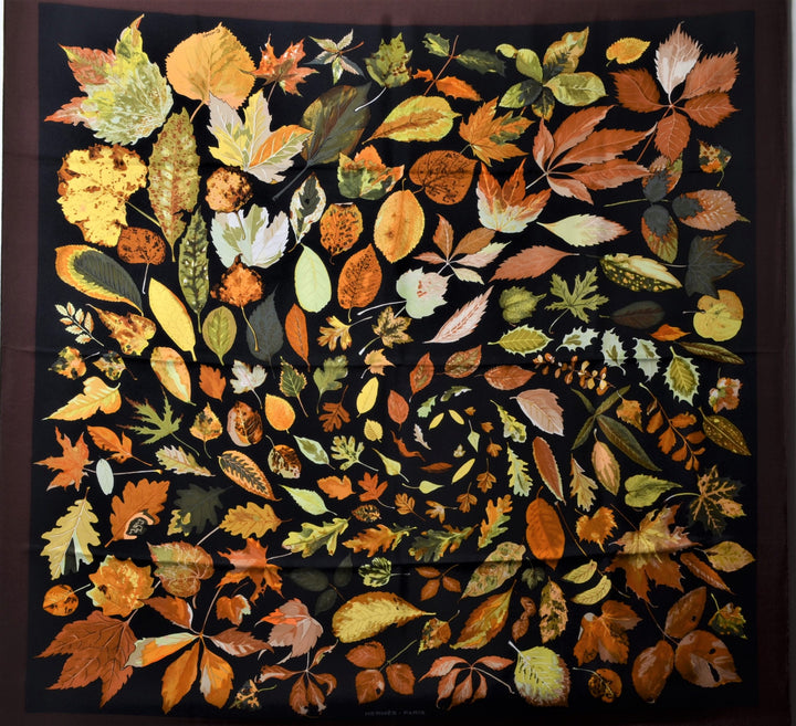 Hermes Carre Seidentuch Silk Seide Soie leaves Blaetter