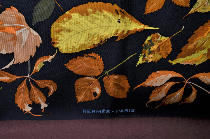 Hermes Carre Seidentuch Silk Seide Soie leaves Blaetter