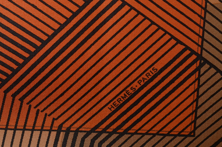 Hermes Carre Seidentuch jeu des omnibus et dames blanches world silk cloth