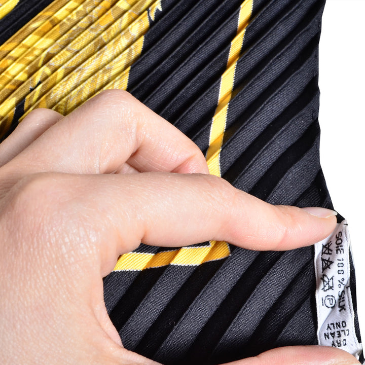 Hermes Carre Plissee Salzburg Black-Gold-White 90X90