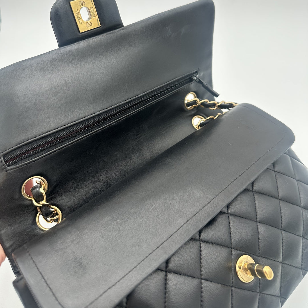 Chanel Timeless 11.12 Nappa Leder Schwarz Hardware Gold, Innenansicht