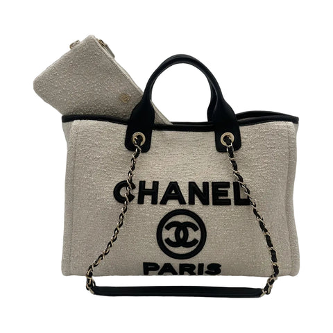 Chanel Shopper Deauville Tote Bag Small Bouclé Tweed Leder Ecru Schwarz mit Pochette Hardware Silber