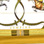 Hermes_carre_90x90_jumping_yellow_white_detail Kopie