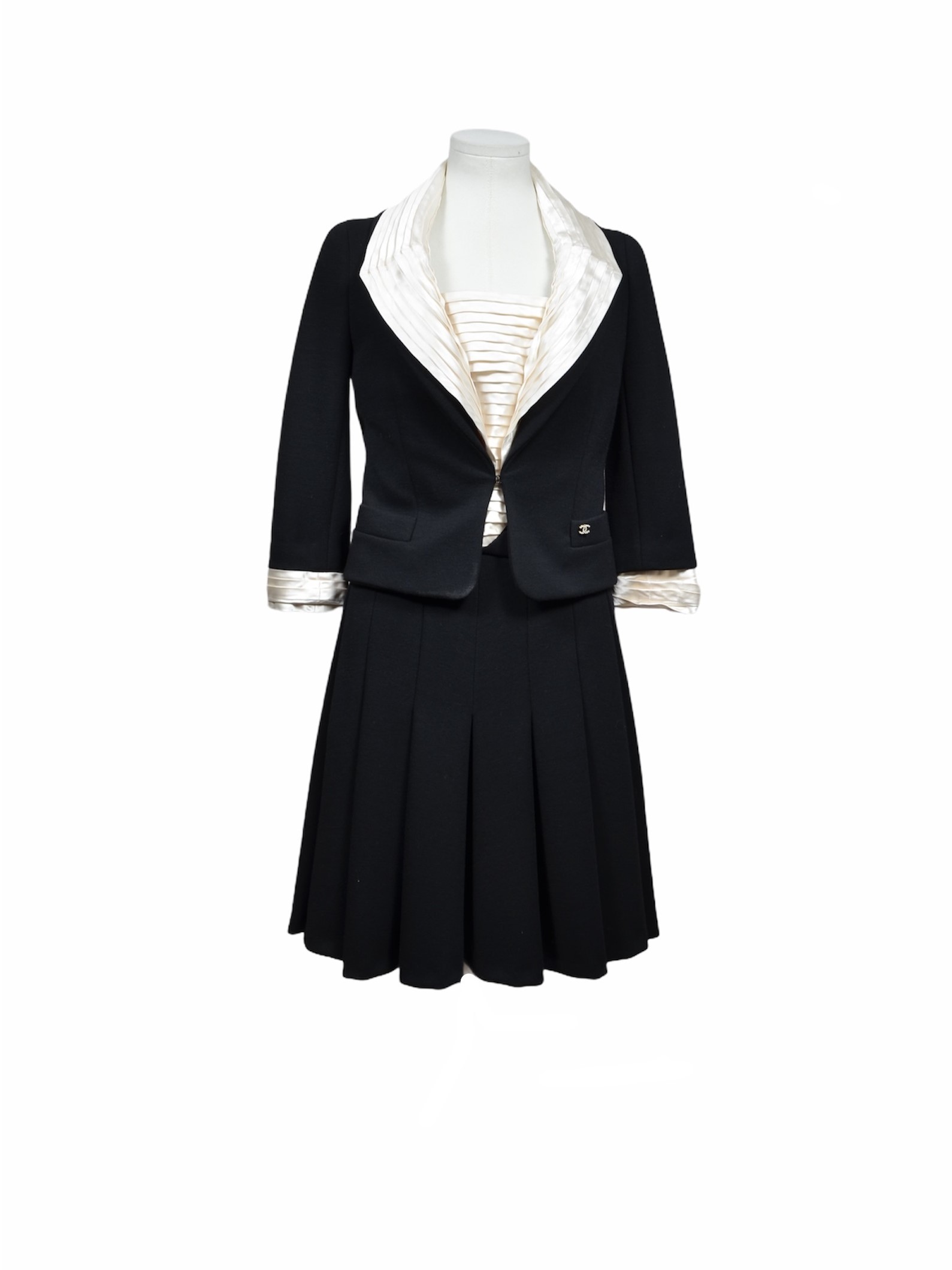 Chanel Kostüm Kleid Jacke schwarz 36 Costume Suit wool Dress Jackett