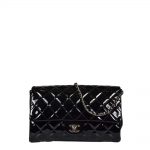 Chanel Clutch Pochette Lackleder schwarz mit Kette Hardware silber