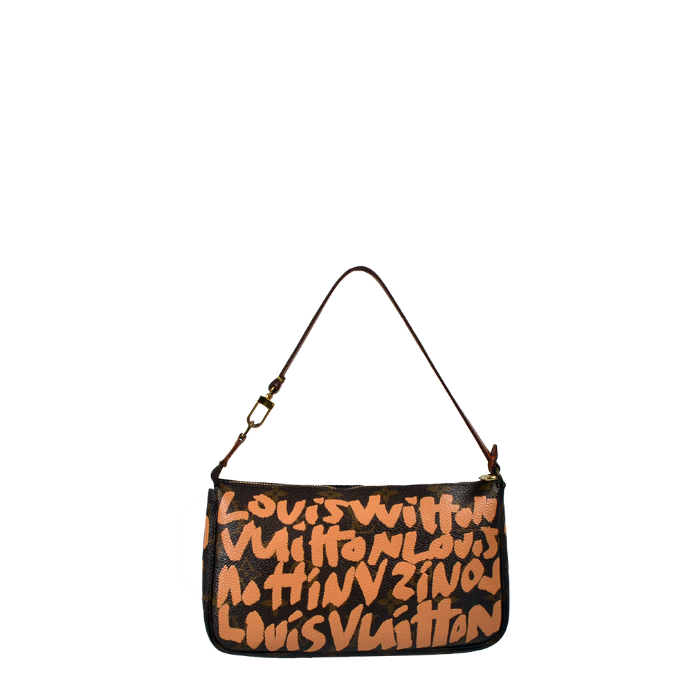 Ewa Lagan - Louis Vuitton Tivoli PM loves Beverly #ewalagan #frankfurt  #germany #shop #shopping #secondhand #vintage #prada #pradabag #bag  #handbag #black #shopnow #newin #pradabags #fashion #designer #designerbags  #fashionbags